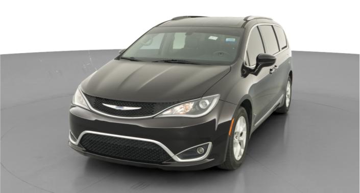 Thumbnail: 2018 Chrysler Pacifica - 1