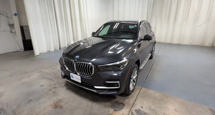 Thumbnail: 2023 BMW X5 - 1