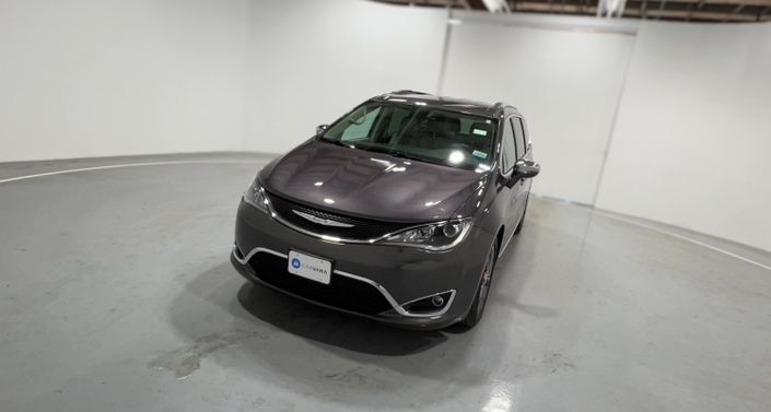 Thumbnail: 2017 Chrysler Pacifica - 1