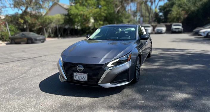 Thumbnail: 2025 Nissan Altima - 1