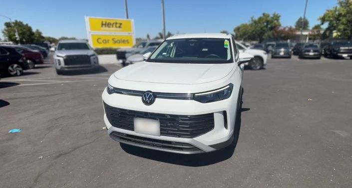 Thumbnail: 2026 Volkswagen Tiguan - 1