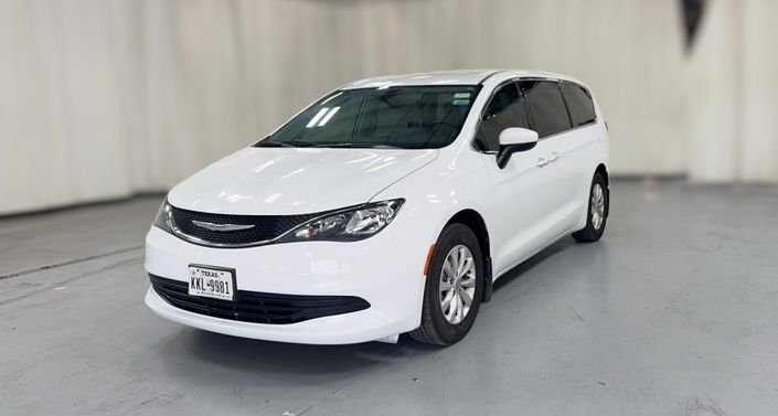 Thumbnail: 2017 Chrysler Pacifica - 1