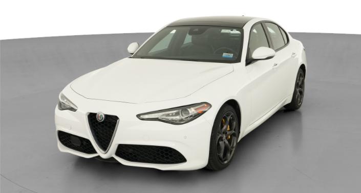 Thumbnail: 2020 Alfa Romeo Giulia - 1