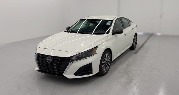 Thumbnail: 2025 Nissan Altima - 1