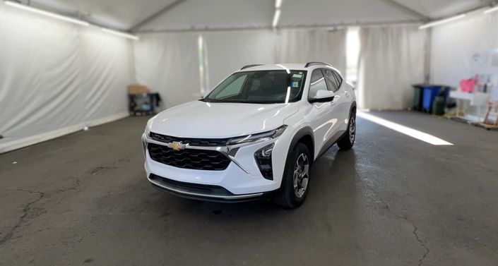 Thumbnail: 2025 Chevrolet Trax - 1