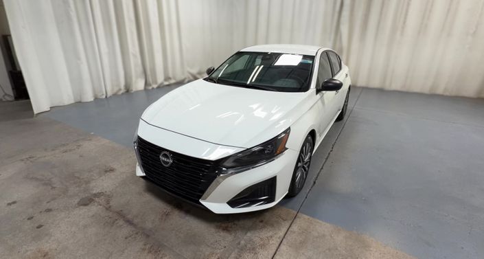 Thumbnail: 2025 Nissan Altima - 1
