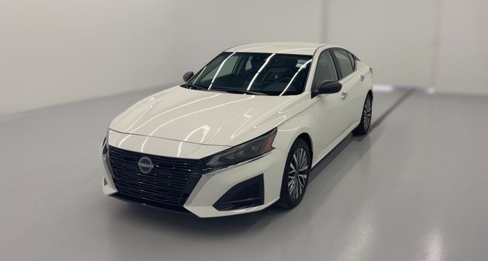 Thumbnail: 2025 Nissan Altima - 1