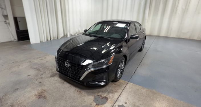 Thumbnail: 2025 Nissan Altima - 1