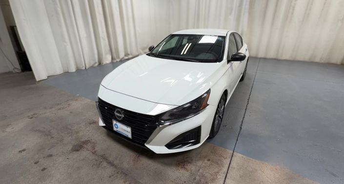 Thumbnail: 2025 Nissan Altima - 1