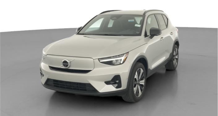 Thumbnail: 2023 Volvo XC40 - 1