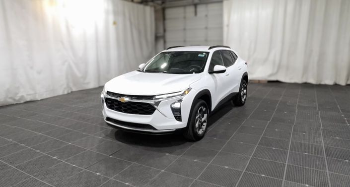 Thumbnail: 2025 Chevrolet Trax - 1