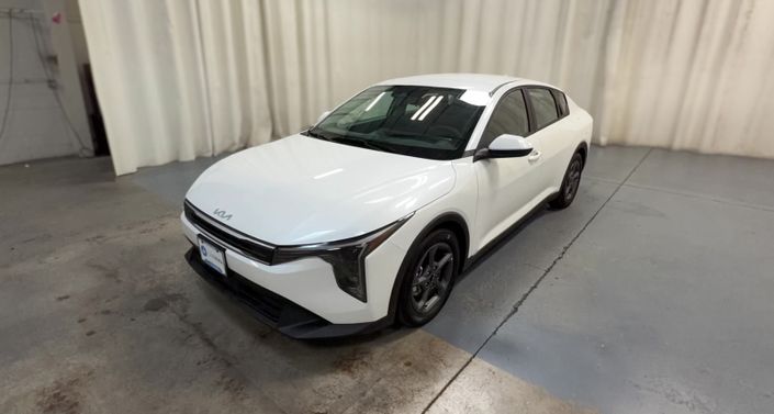 Thumbnail: 2025 Kia K4 - 1
