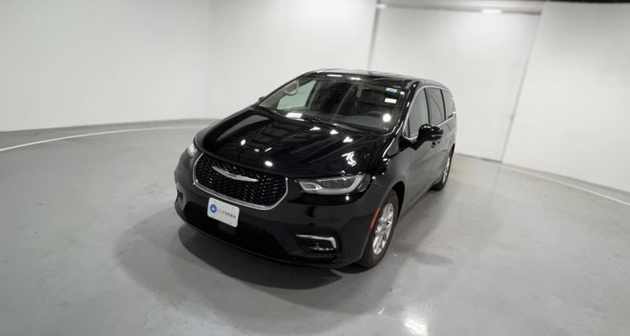 Thumbnail: 2024 Chrysler Pacifica - 1