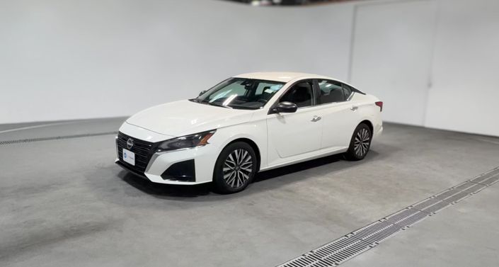 Thumbnail: 2025 Nissan Altima - 1