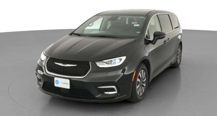 Thumbnail: 2023 Chrysler Pacifica - 1
