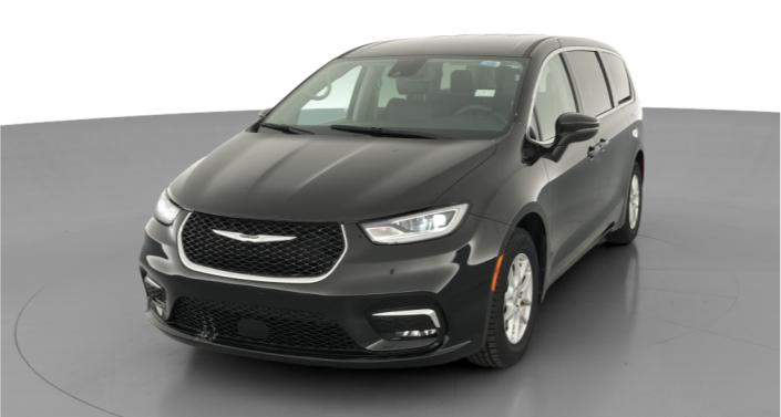 Thumbnail: 2023 Chrysler Pacifica - 1