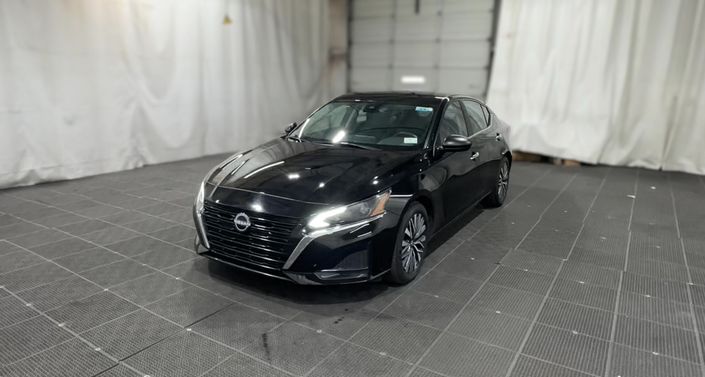 Thumbnail: 2025 Nissan Altima - 1