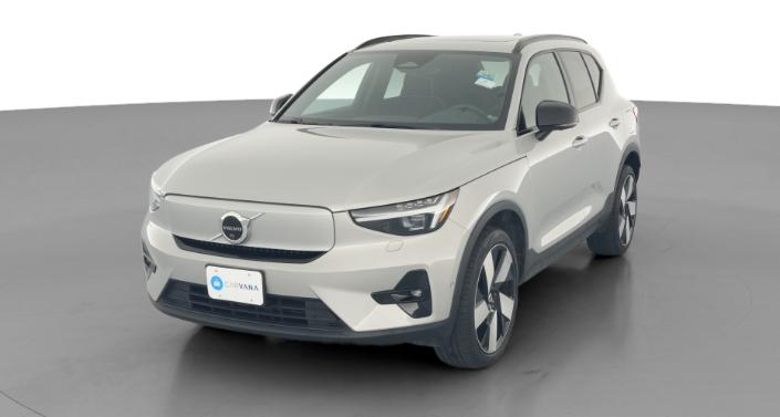 Thumbnail: 2023 Volvo XC40 - 1