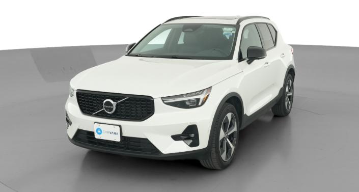 Thumbnail: 2026 Volvo XC40 - 1