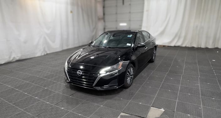 Thumbnail: 2025 Nissan Altima - 1