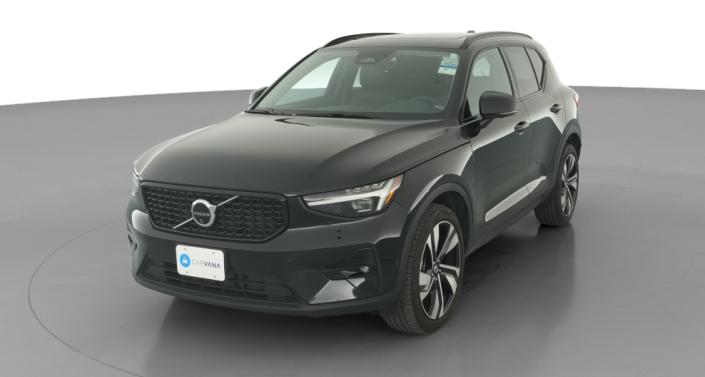 Thumbnail: 2024 Volvo XC40 - 1