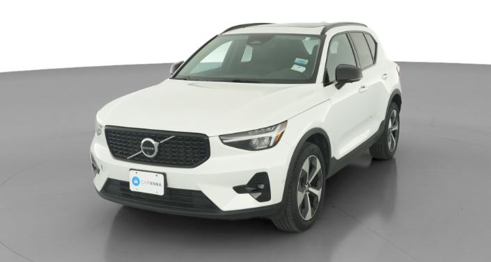 Thumbnail: 2024 Volvo XC40 - 1