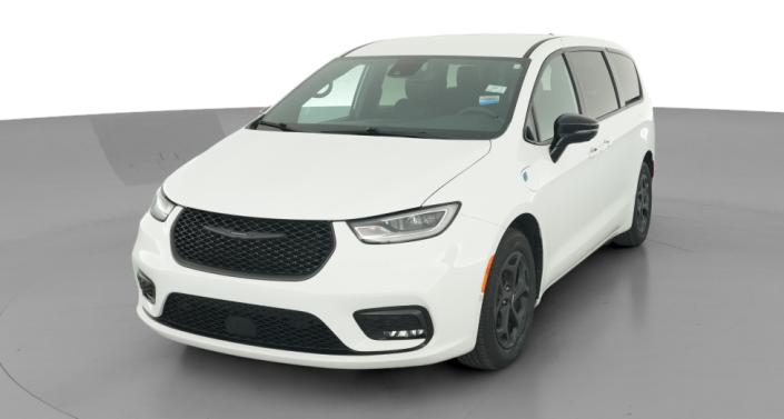 Thumbnail: 2024 Chrysler Pacifica - 1