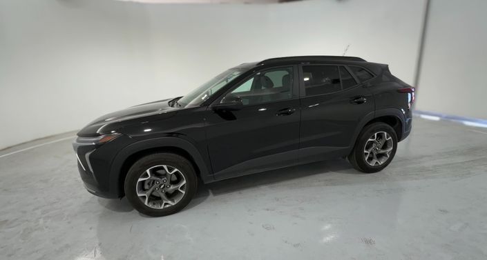 Thumbnail: 2025 Chevrolet Trax - 1
