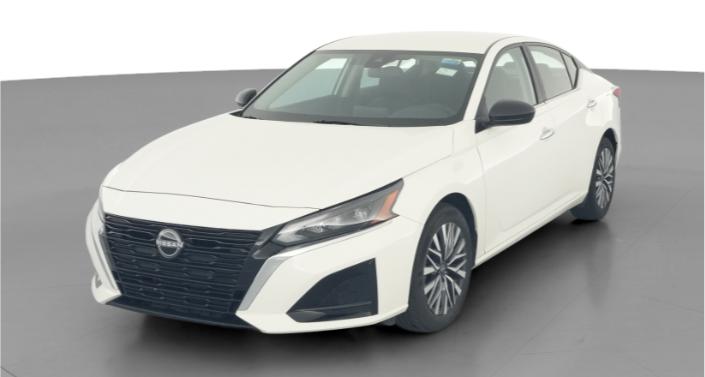 Thumbnail: 2025 Nissan Altima - 1