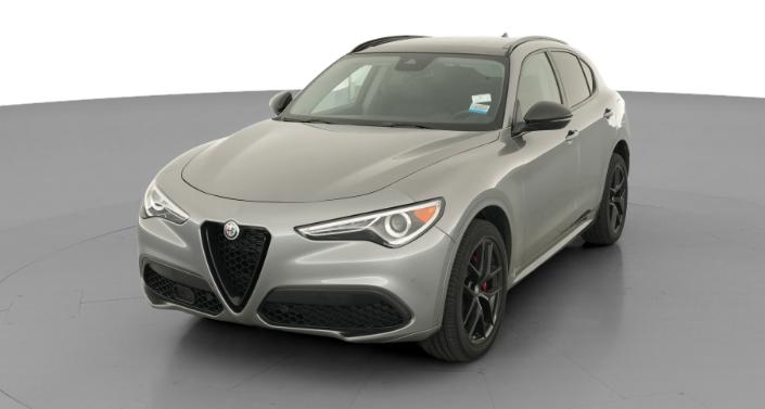 Thumbnail: 2021 Alfa Romeo Stelvio - 1