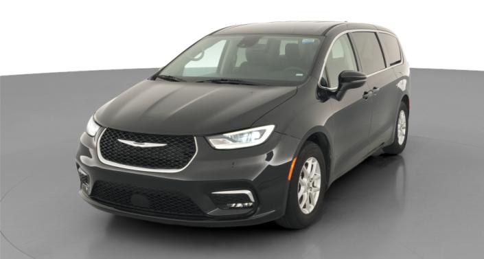 Thumbnail: 2023 Chrysler Pacifica - 1