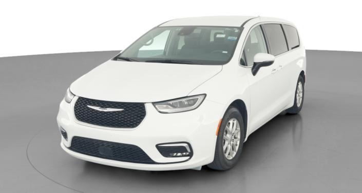 Thumbnail: 2023 Chrysler Pacifica - 1