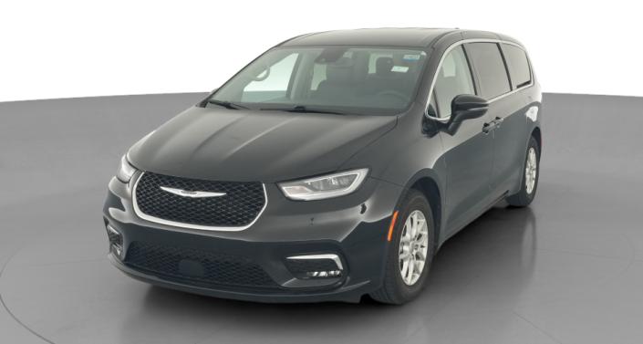 Thumbnail: 2023 Chrysler Pacifica - 1