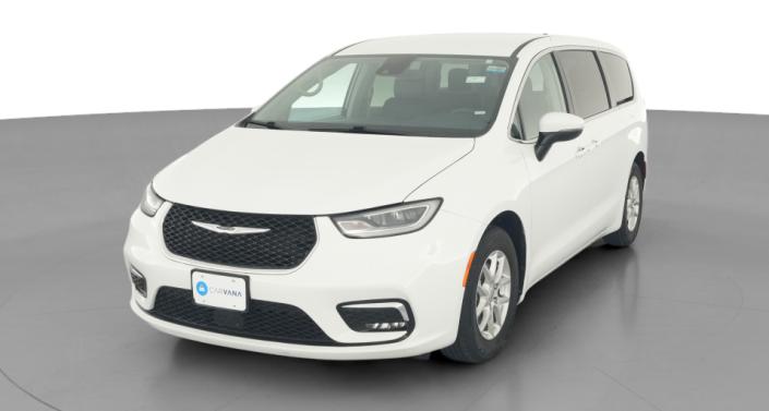 Thumbnail: 2023 Chrysler Pacifica - 1