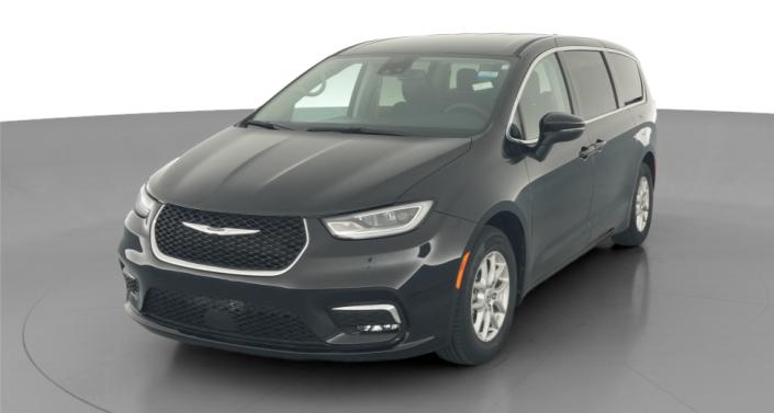 Thumbnail: 2023 Chrysler Pacifica - 1