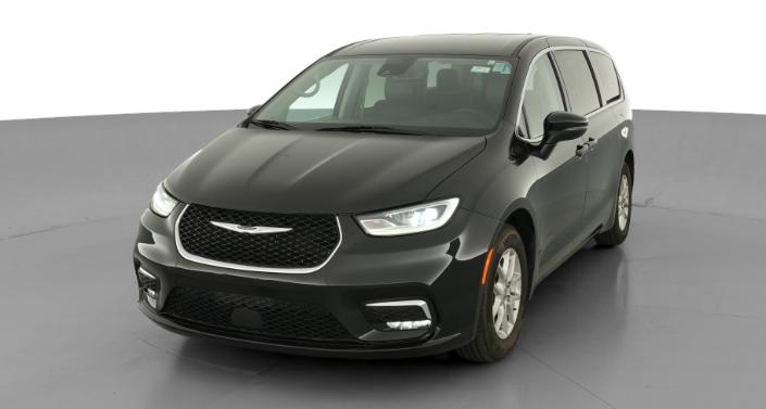 Thumbnail: 2023 Chrysler Pacifica - 1