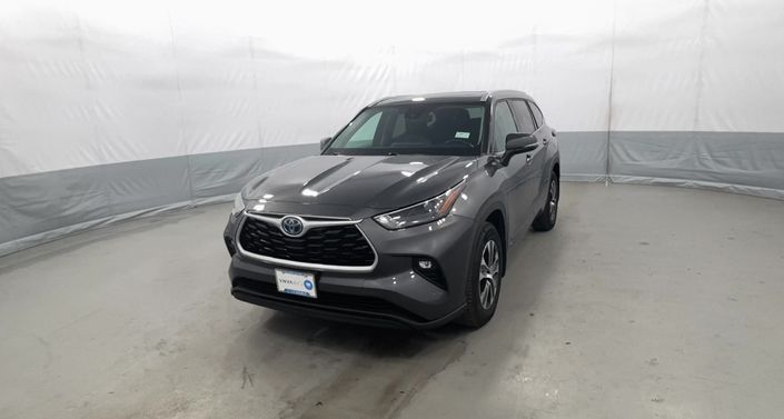 Thumbnail: 2022 Toyota Highlander - 1