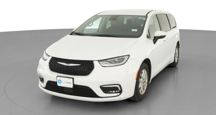 Thumbnail: 2023 Chrysler Pacifica - 1