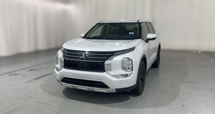 Thumbnail: 2023 Mitsubishi Outlander - 1