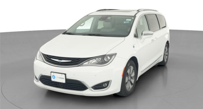 Thumbnail: 2018 Chrysler Pacifica - 1