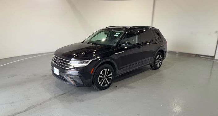 Thumbnail: 2022 Volkswagen Tiguan - 1