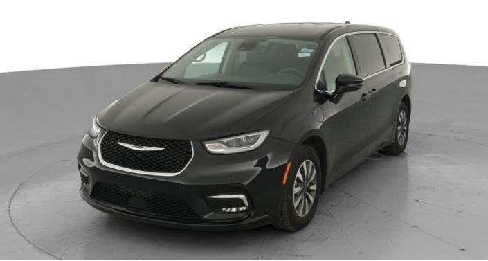 Thumbnail: 2022 Chrysler Pacifica - 1