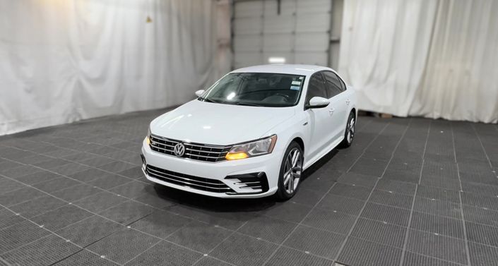 Thumbnail: 2018 Volkswagen Passat - 1