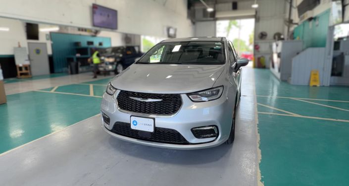 Thumbnail: 2023 Chrysler Pacifica - 1