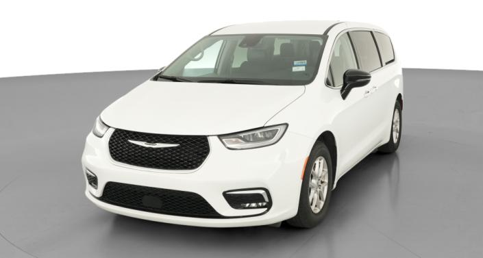 Thumbnail: 2024 Chrysler Pacifica - 1