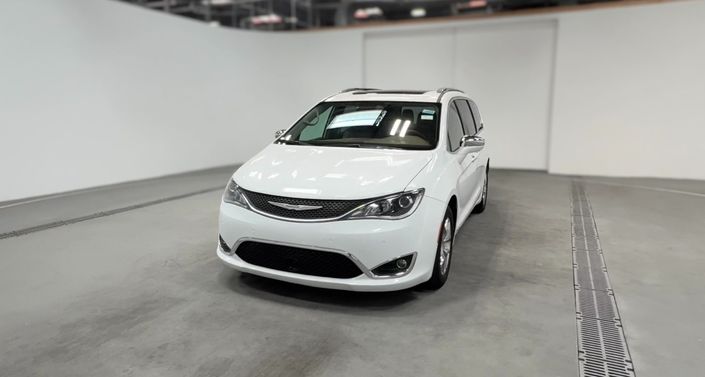 Thumbnail: 2018 Chrysler Pacifica - 1