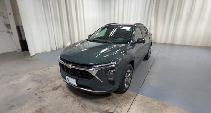 Thumbnail: 2025 Chevrolet Trax - 1
