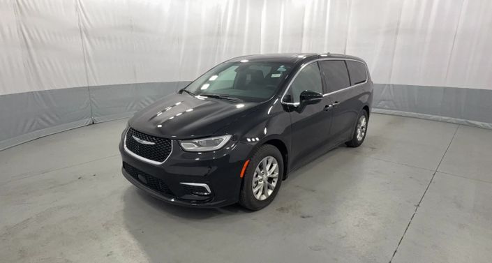 Thumbnail: 2026 Chrysler Pacifica - 1