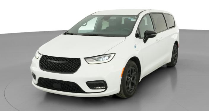 Thumbnail: 2024 Chrysler Pacifica - 1