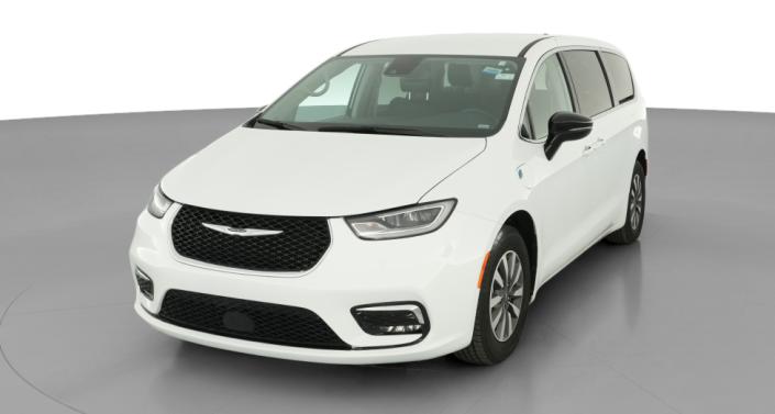 Thumbnail: 2024 Chrysler Pacifica - 1
